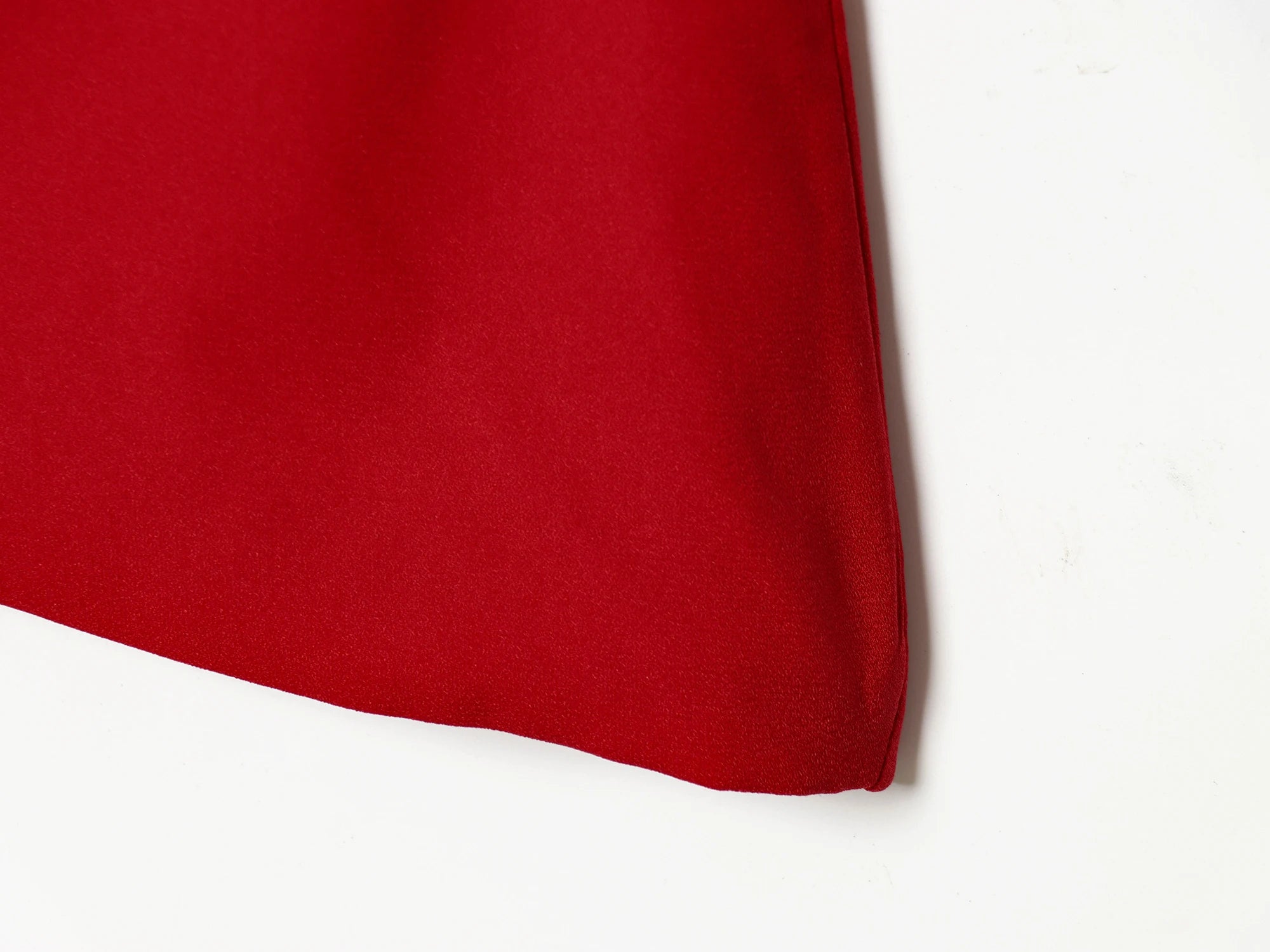 The Puff Moment — O-Neck Short Puff Open-Side Sleeve Top