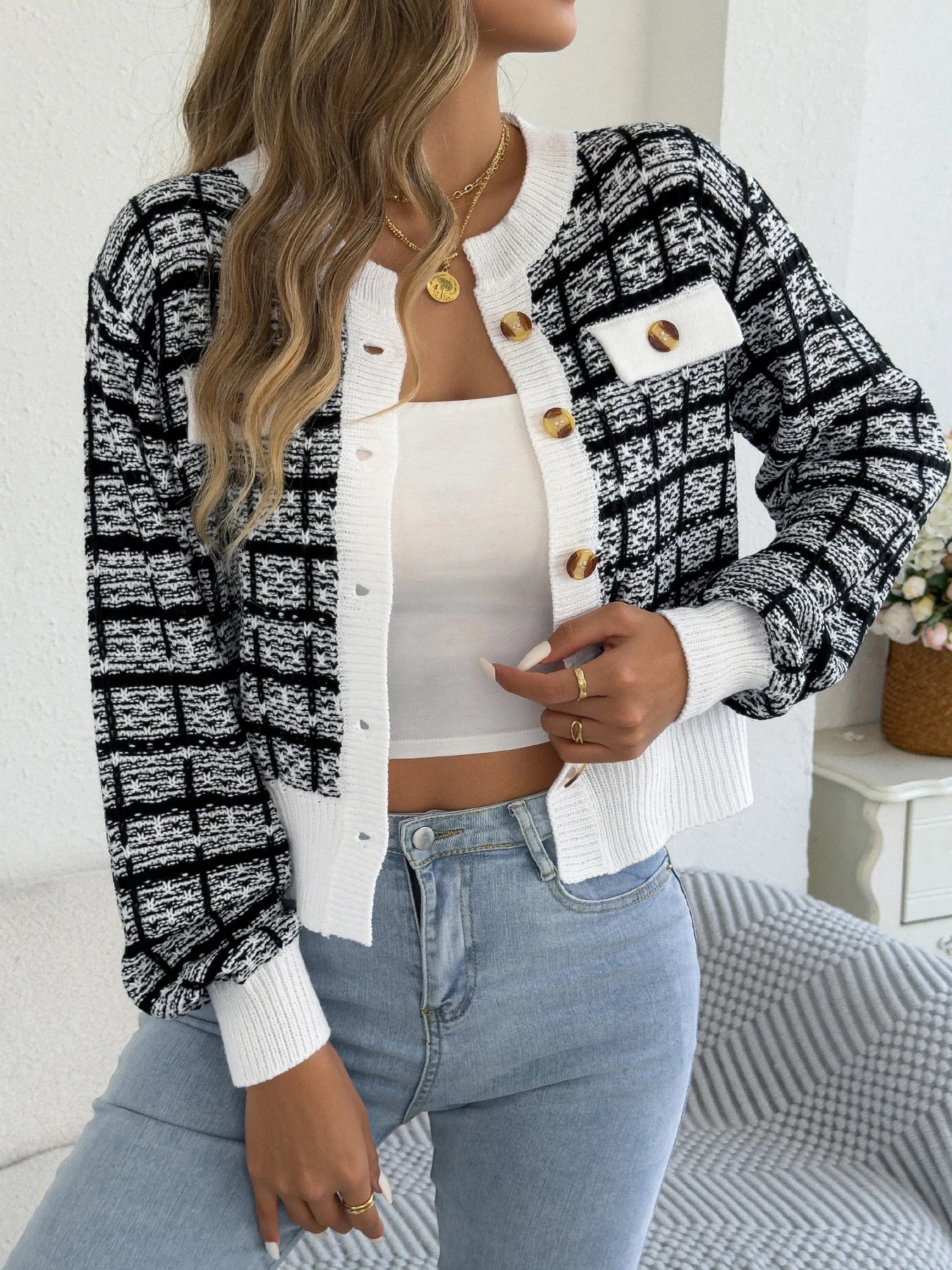 The Plaid Knit — Contrast Plaid Knitted Cardigan