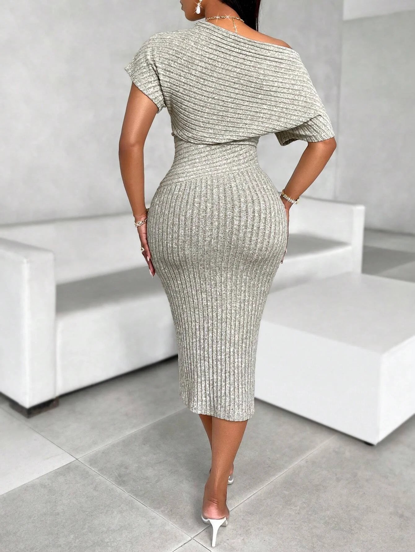 The Asymmetric Shoulder Gown — Slim Mermaid Midi Dress