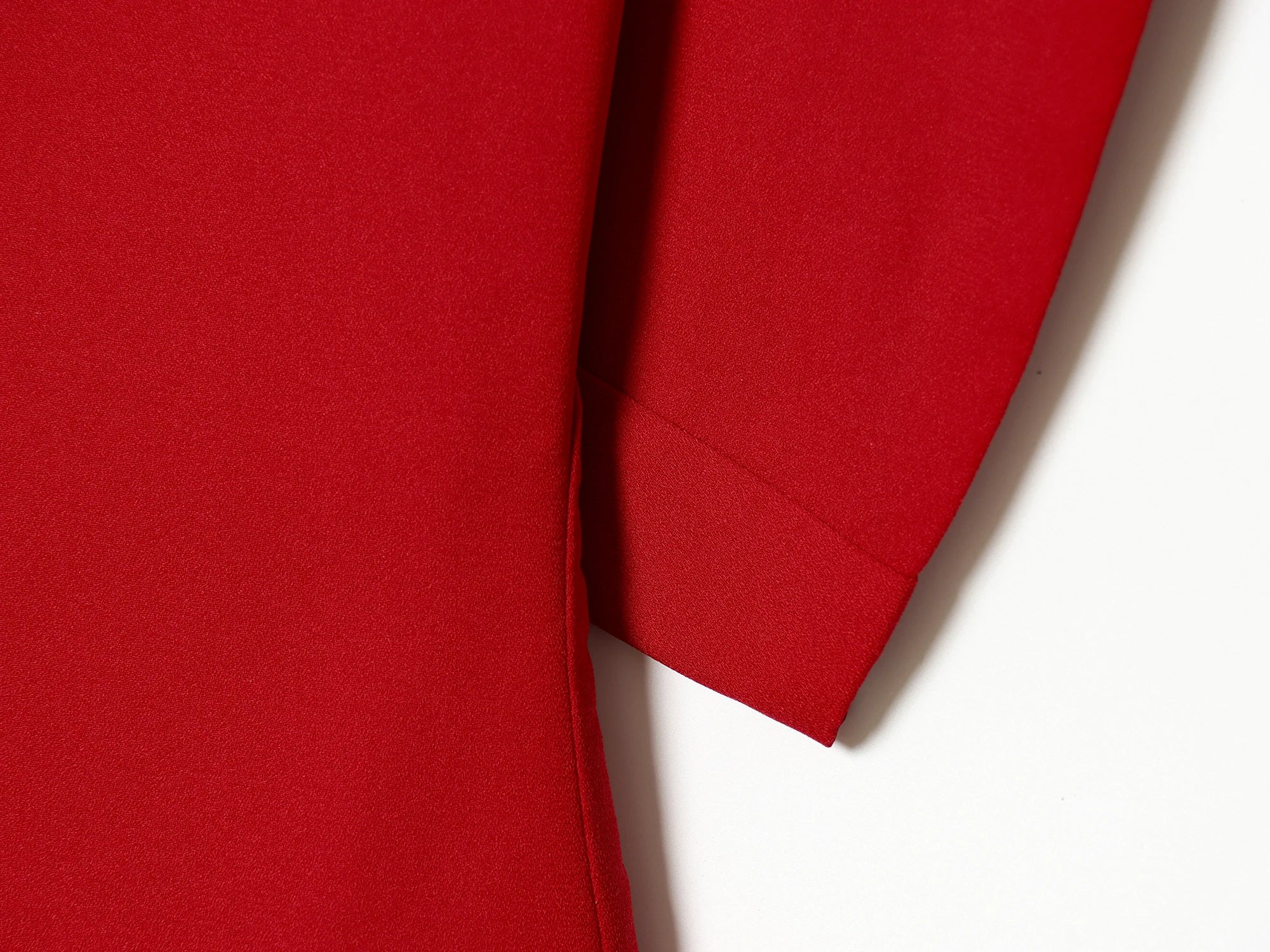 The Puff Moment — O-Neck Short Puff Open-Side Sleeve Top