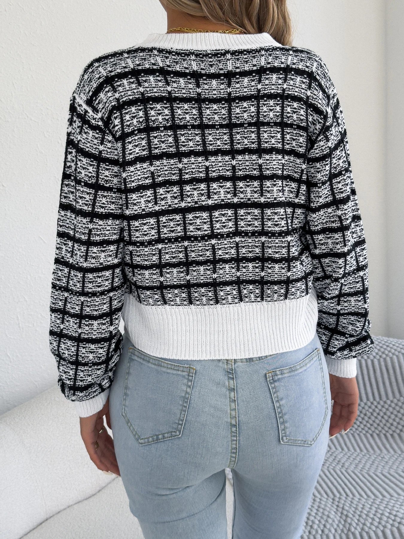 The Plaid Knit — Contrast Plaid Knitted Cardigan
